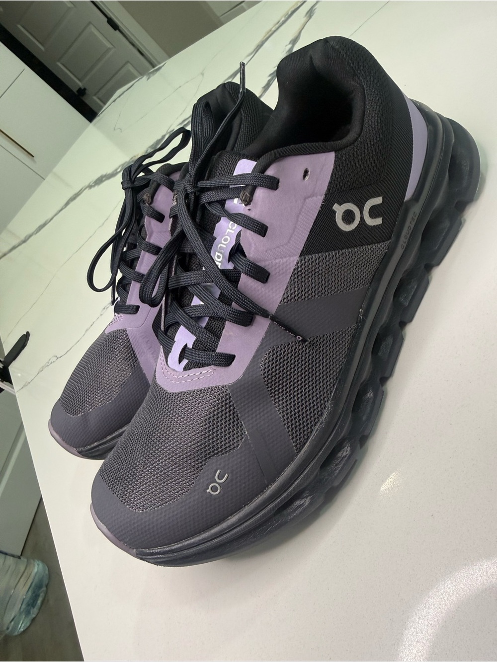 On Cloudrunner Women's Running Shoes Black Lilac Purple Size 8.5
